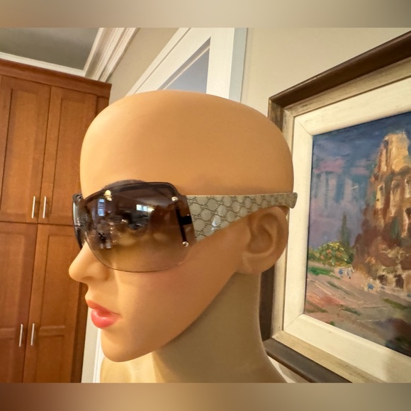 Beautiful brown gradient rimless Gucci sunglasses! with leather case - Picture 3 of 13
